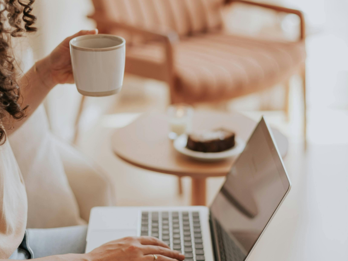 Rencontre virtuelle avec Stéphanie Tardif, courtière immobilière, en visioconférence